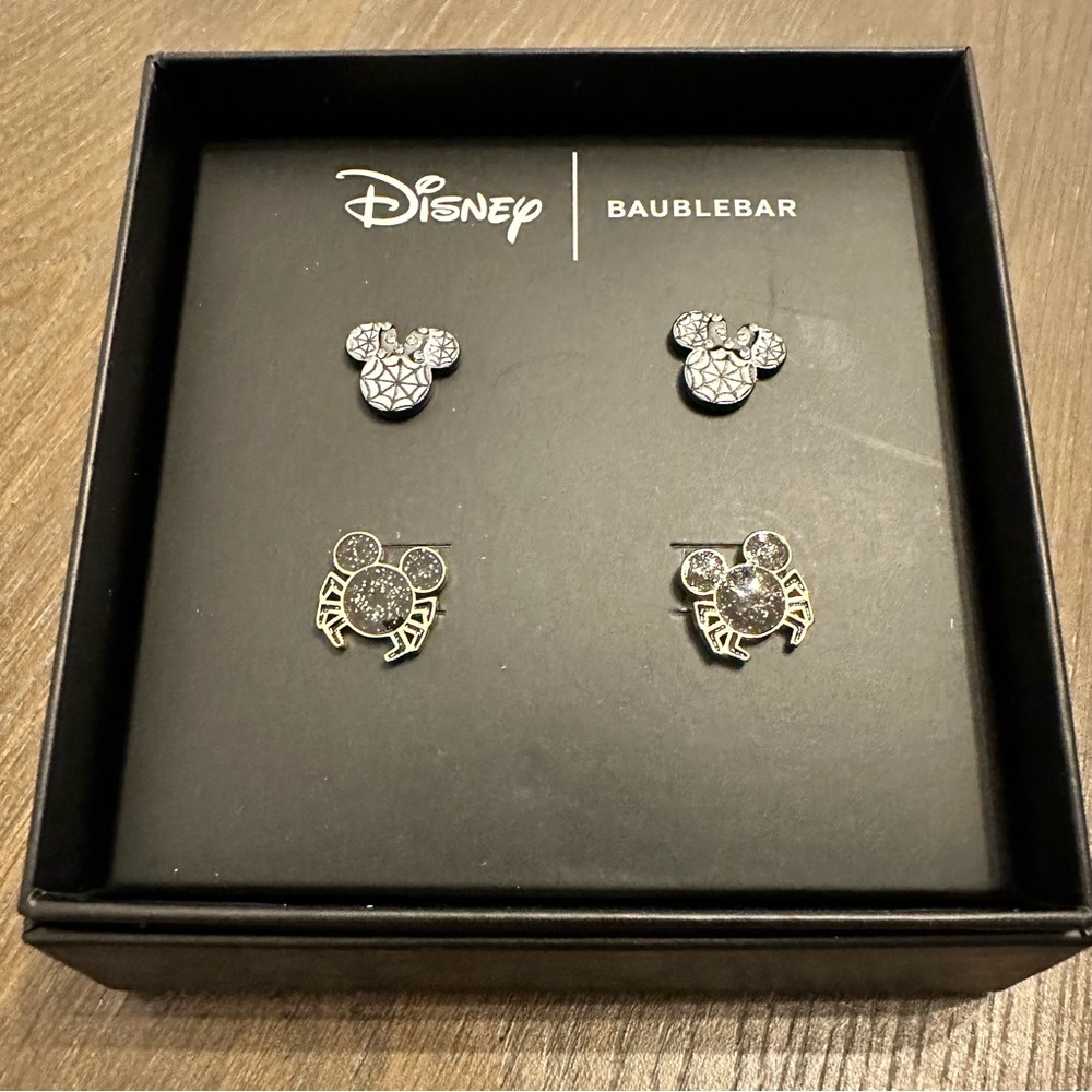 Brand‎ New Disney Baublebar Halloween Studs Spider Mickey